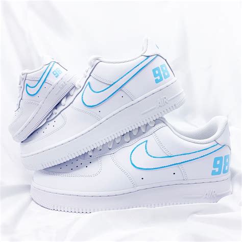 air force mit kleinen nike zeichen|Nike Air Force 1 schuhe.